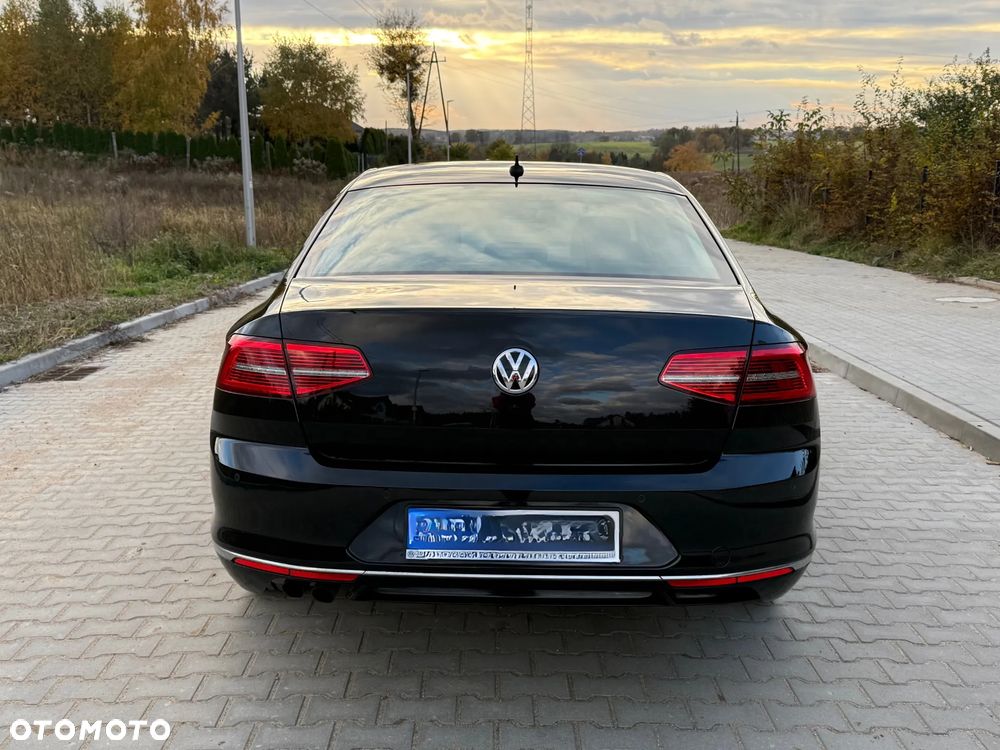 Volkswagen Passat 1.8 TSI BMT Highline DSG - 4