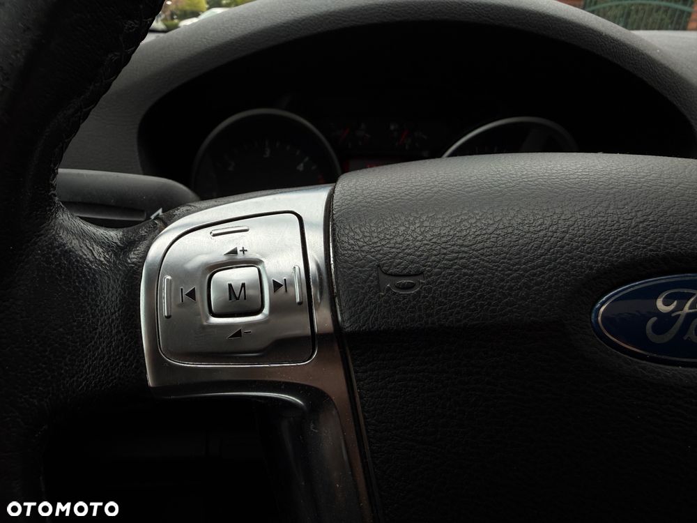 Ford S-Max 2.0 TDCi DPF Titanium - 14