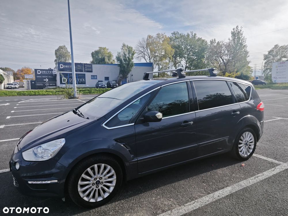 Ford S-Max - 34