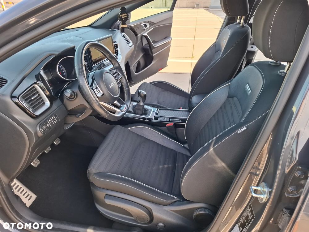 Kia ProCeed 1.5 T-GDI GT Line - 15