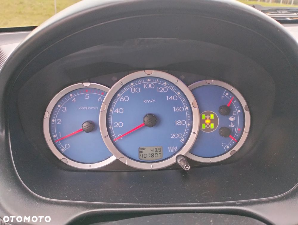 Mitsubishi L200 2.5 DID Intense - 18