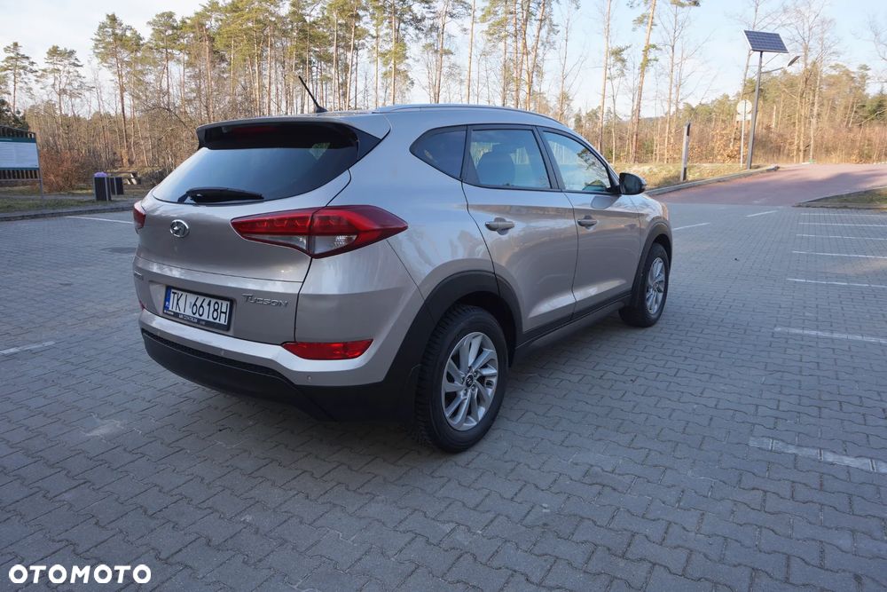 Hyundai Tucson 1.7 CRDI BlueDrive Comfort 2WD - 7