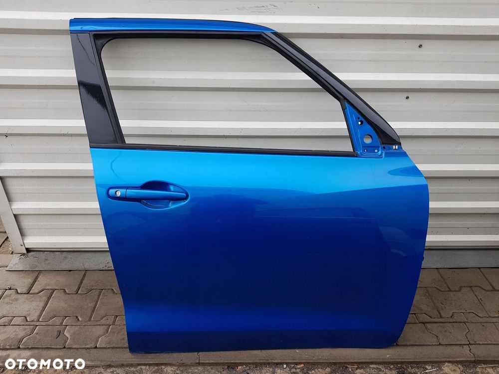 SUZUKI SWIFT MK8 17-22r DRZWI PRAWE PRZÓD ZWG - 1