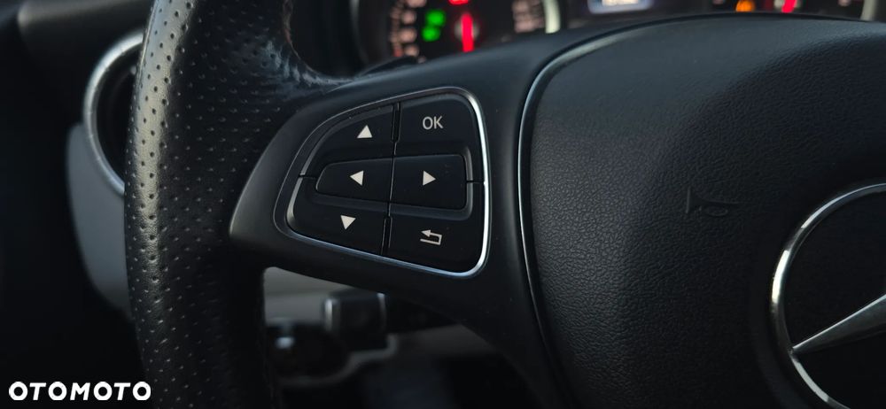 Mercedes-Benz CLA 220 4-Matic - 29
