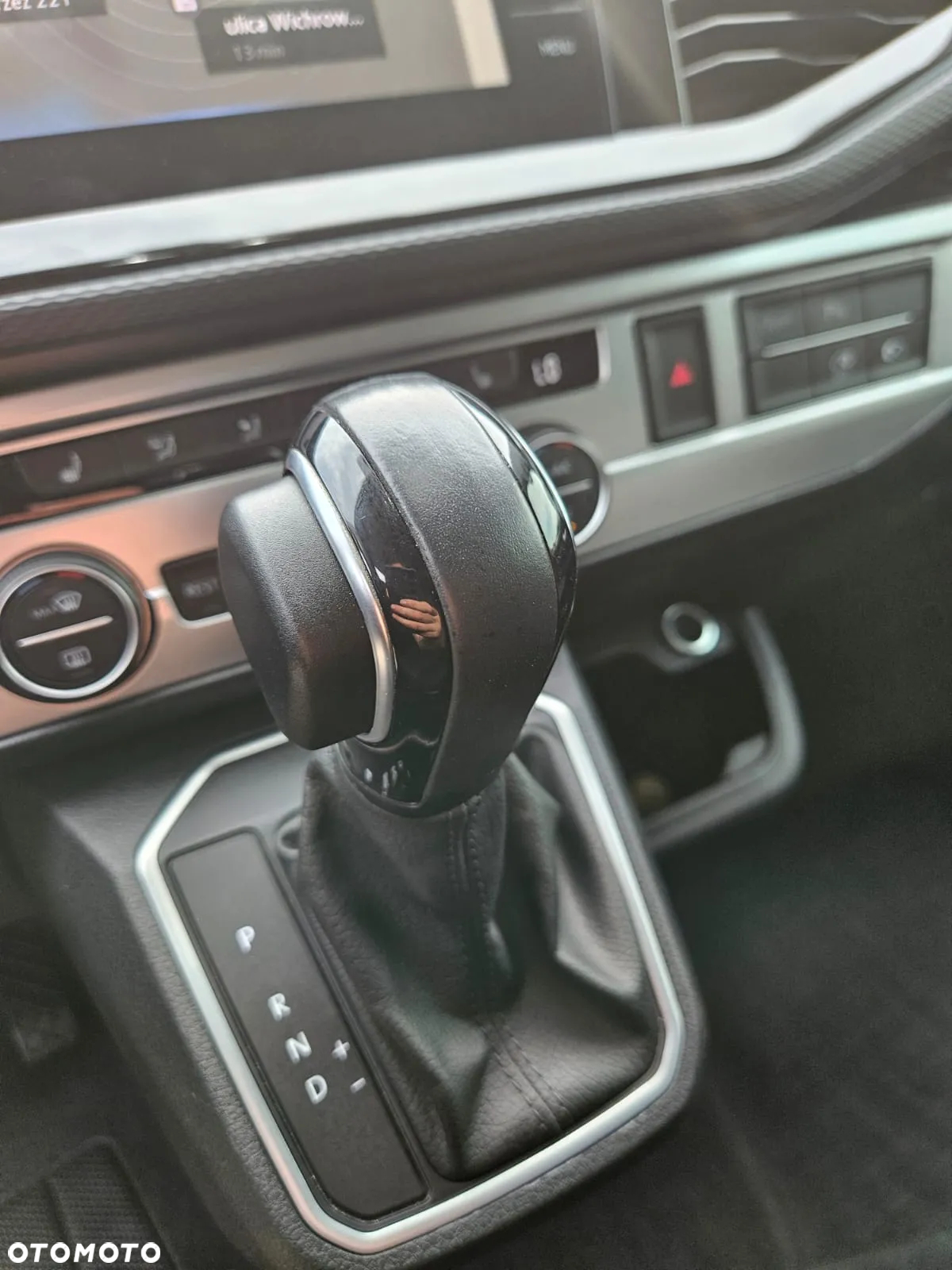 Volkswagen Multivan 2.0 TDI L1 Trendline DSG - 21