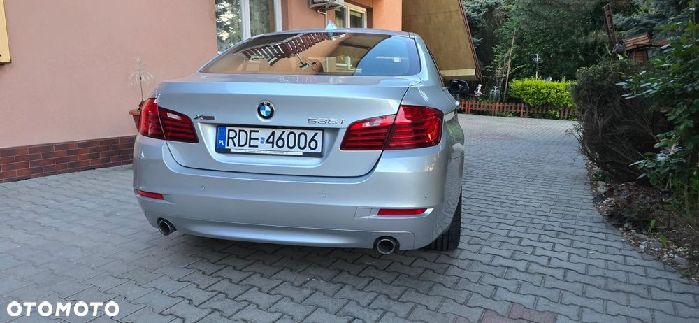 BMW Seria 5 535i xDrive Sport-Aut Luxury Line - 7