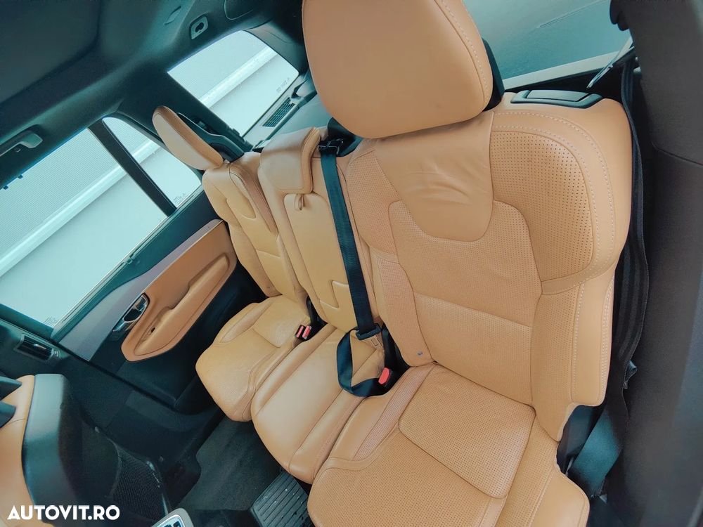 Volvo XC 90 T8 AWD Recharge Geartronic Inscription Edition - 18