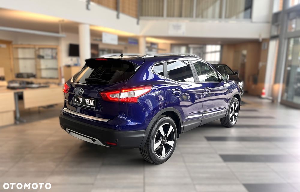 Nissan Qashqai 1.2 DIG-T N-Connecta EU6 - 4