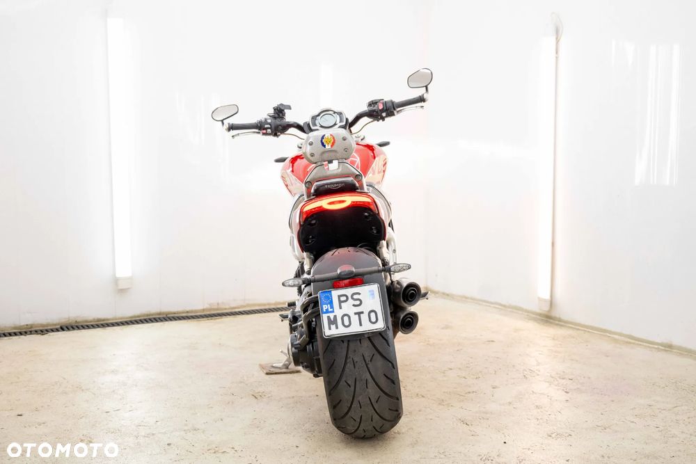 Triumph Rocket - 7