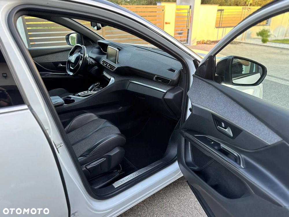 Peugeot 5008 - 27