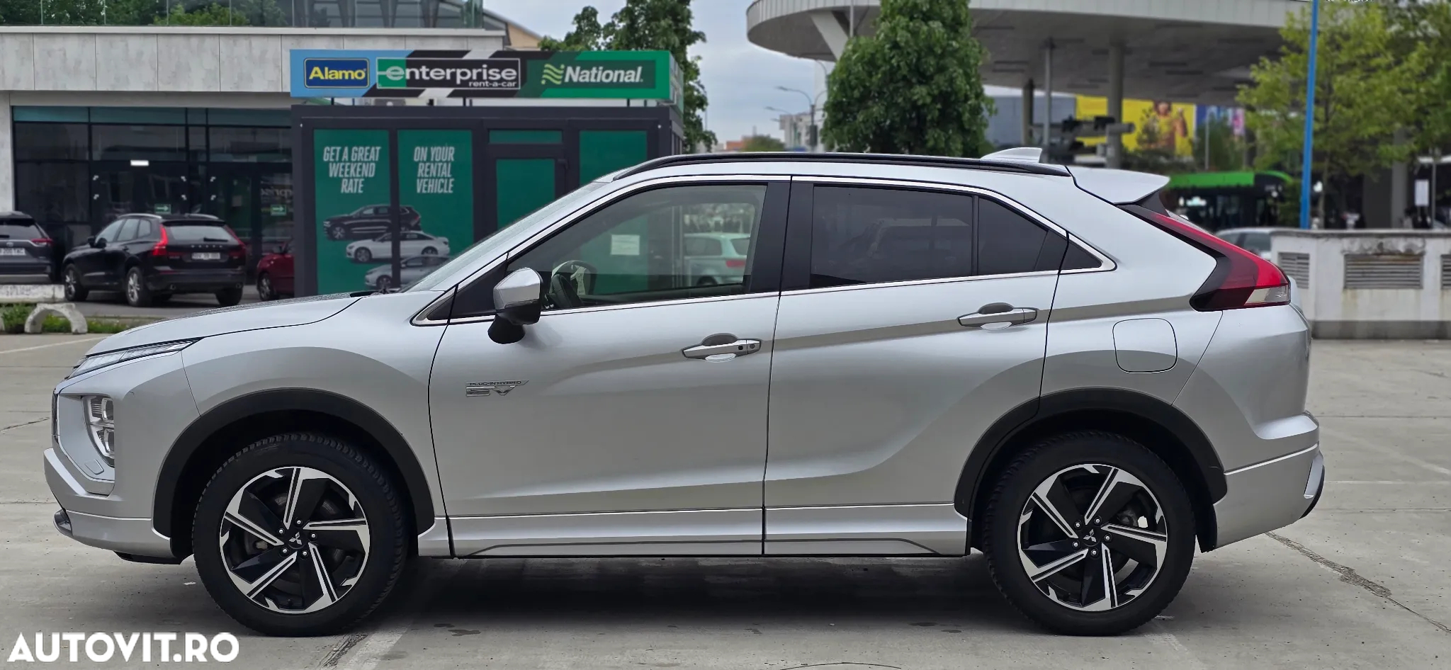 Mitsubishi Eclipse-Cross Plug-In Hybrid 4WD Plus Select - 24