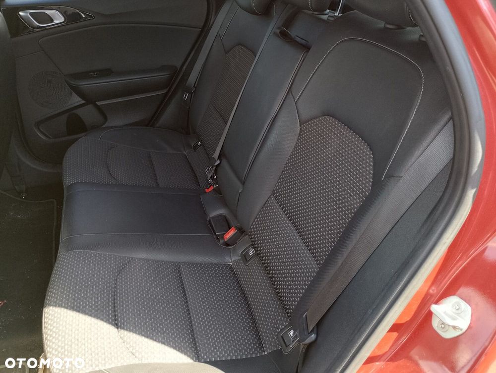 Kia XCeed 1.6 T-GDI L Business Line DCT - 5