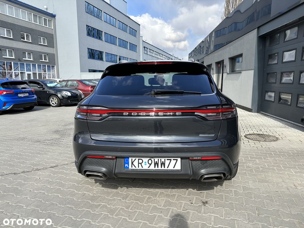 Porsche Macan Standard - 8
