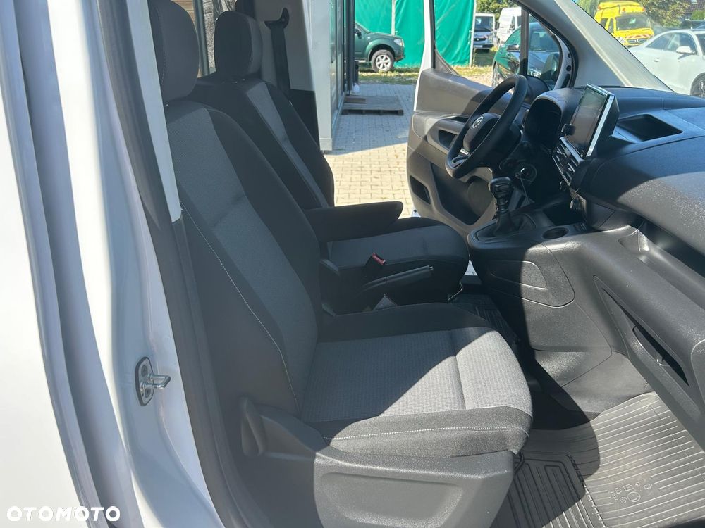 Toyota Proace City Verso 1.5 D-4D Family - 27