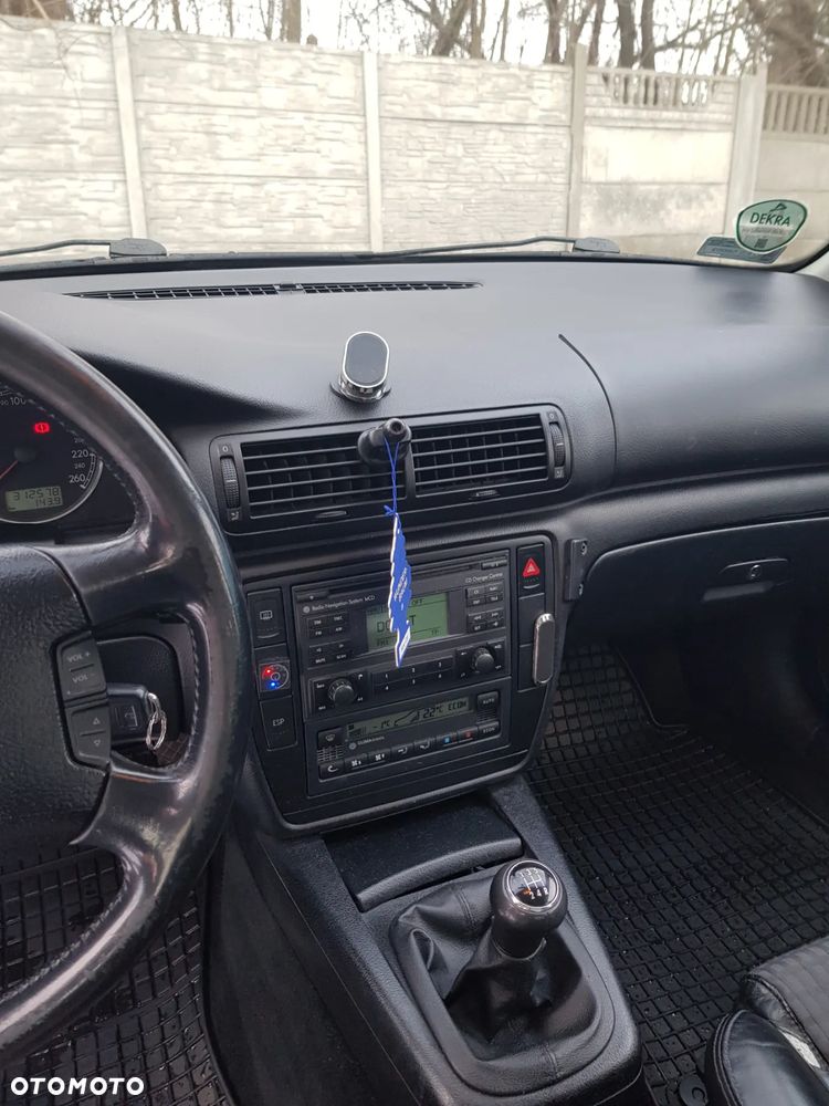 Volkswagen Passat 1.8T - 3