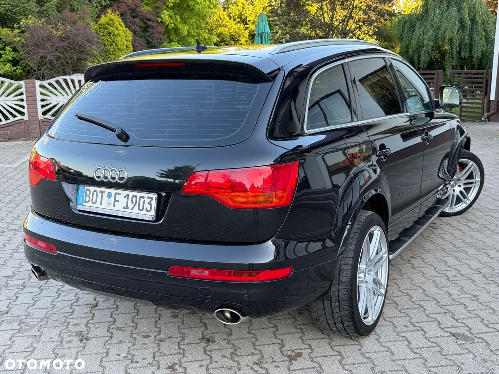 Audi Q7 - 4