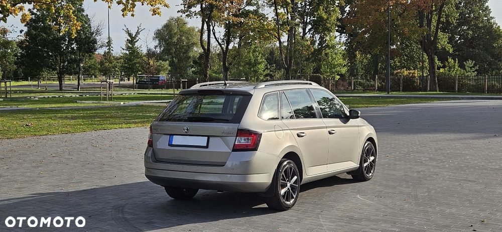 Skoda Fabia 1.2 TSI Drive DSG - 5