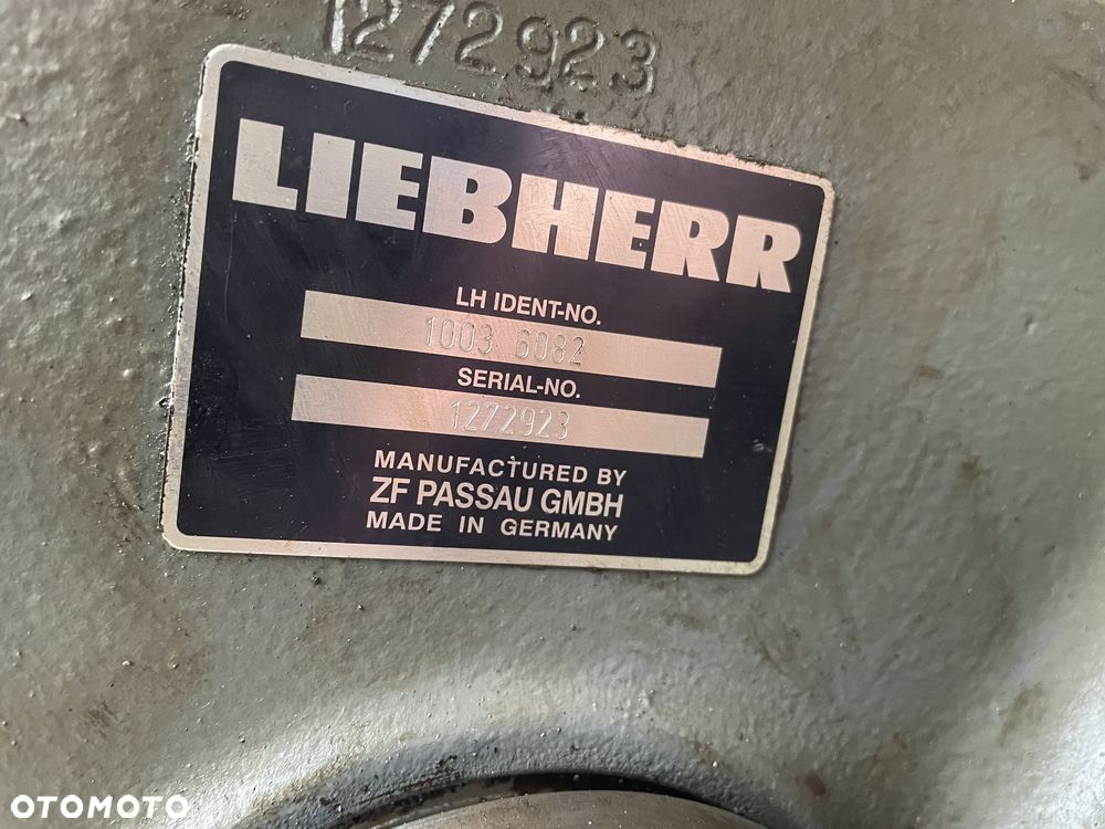 Skrzynia biegow silnik kazdy do koparki liebherr 904 C - 6