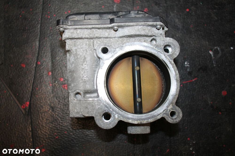 VOLVO V50 S40 C30 C70 2.4B PRZEPUSTNICA 31216327 - 3