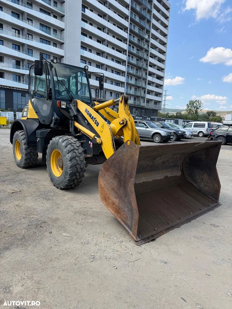 Komatsu WA 90 - 3