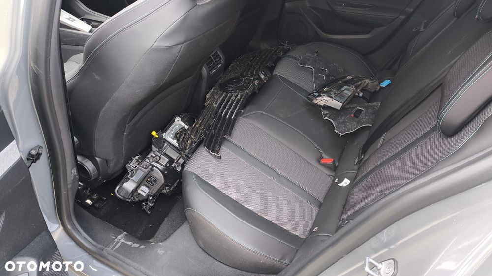 Peugeot 308 - 12