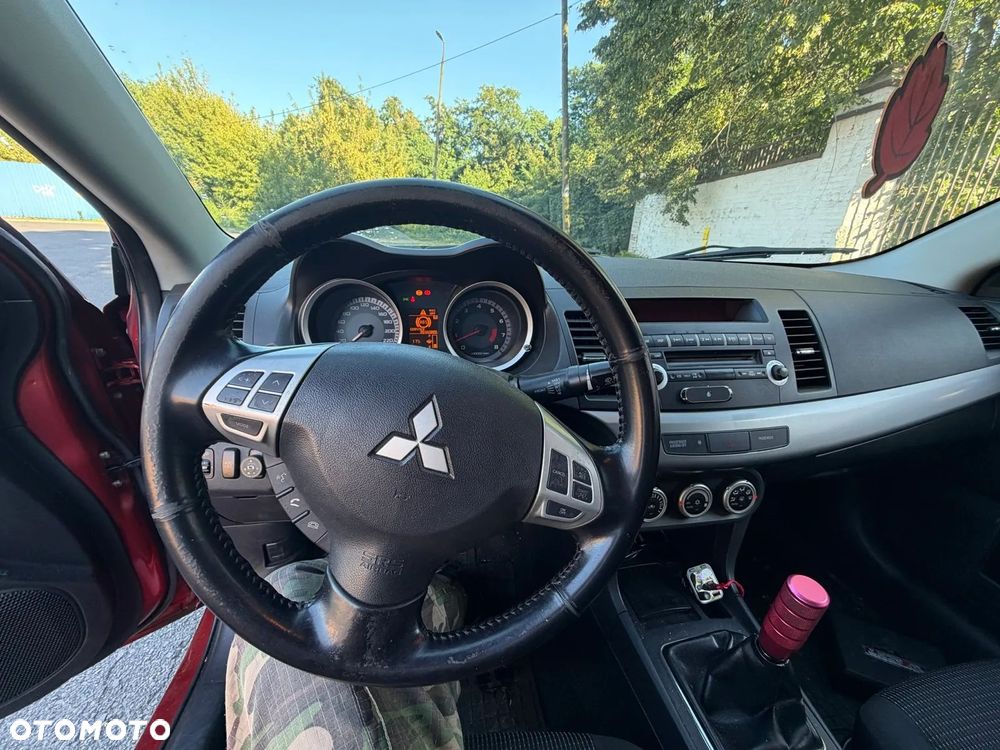 Mitsubishi Lancer 1.8 Invite - 10