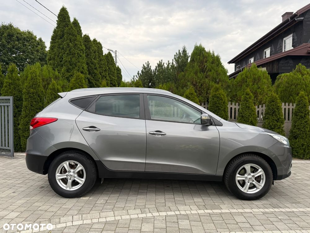 Hyundai ix35 blue 1.6 2WD Finale Gold - 11