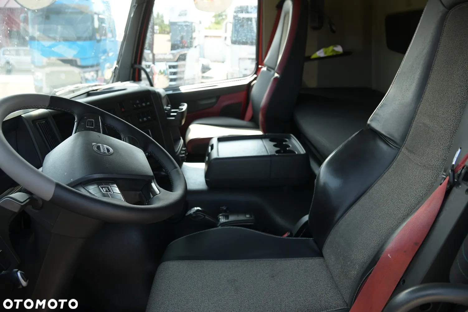 Volvo FMX 450 - 23