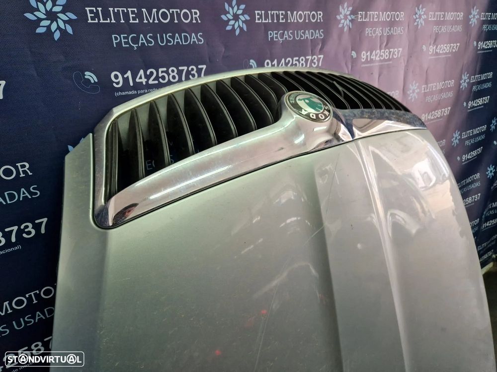 Frente completa usada SKODA OCTAVIA II 2.0 TDI FACELIFT 140CV capot parachoques guardalamas oticas - 15