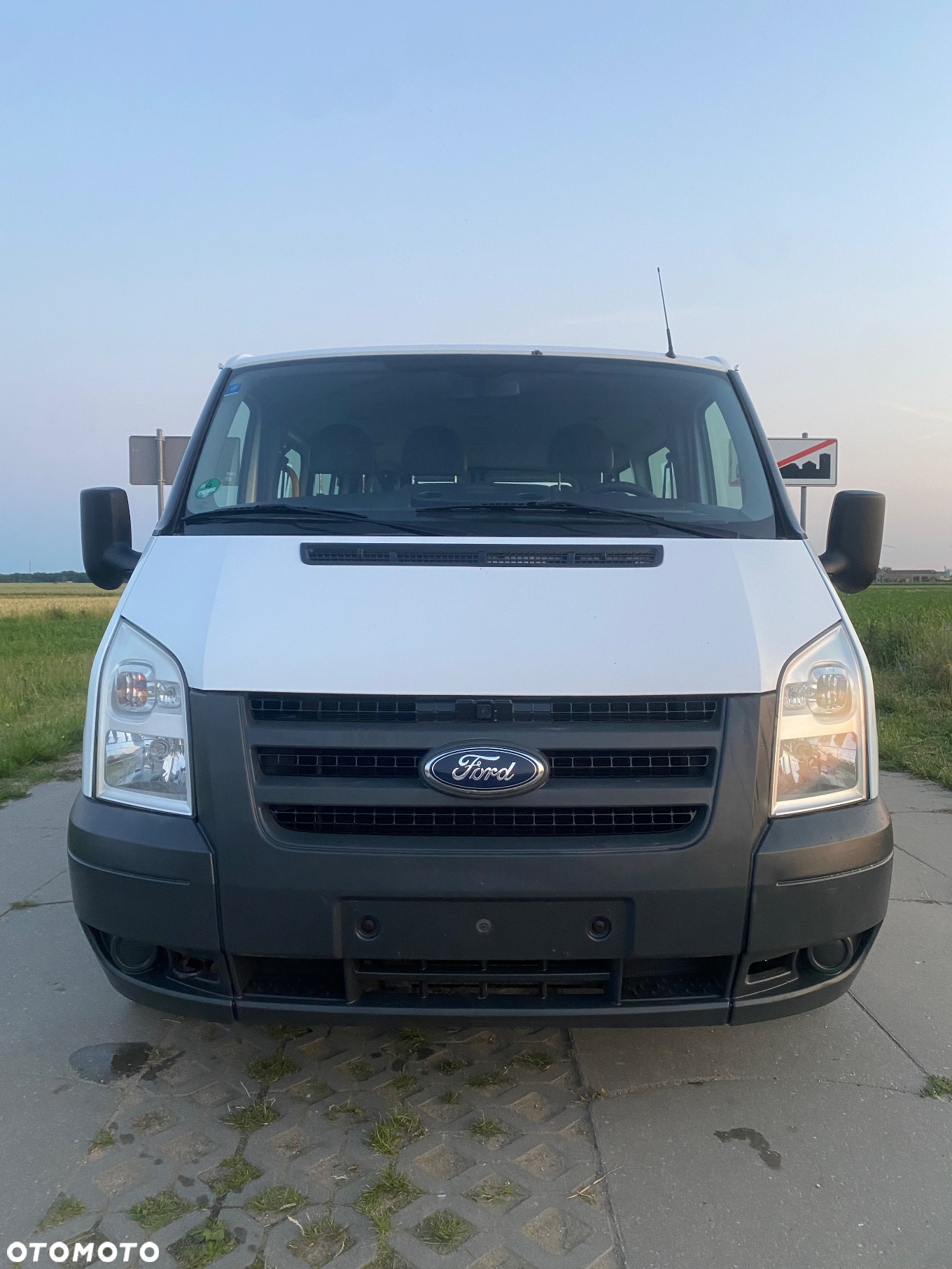 Ford Transit - 2