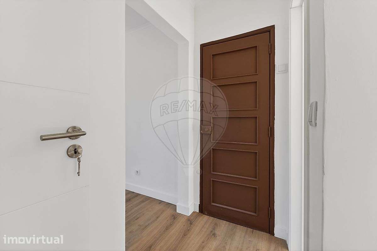 Apartamento T1 para venda - Grande imagem: 2/21