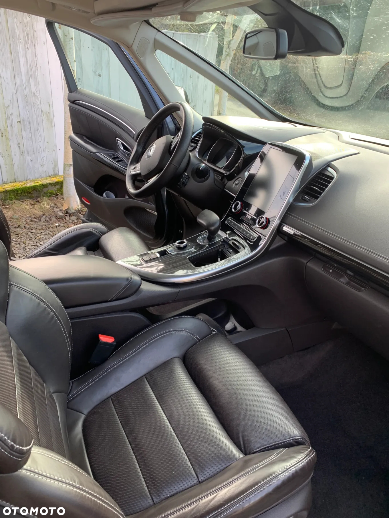 Renault Espace 1.6 dCi Energy Initiale Paris EDC 7os - 9