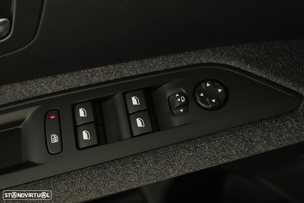 Peugeot 3008 1.6 Hybrid Allure e-EAT8 - 19