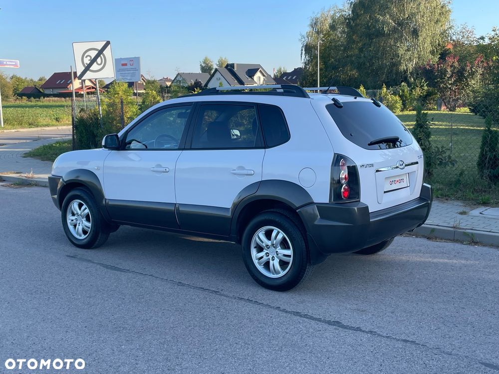 Hyundai Tucson 2.0 2WD GLS Style - 37