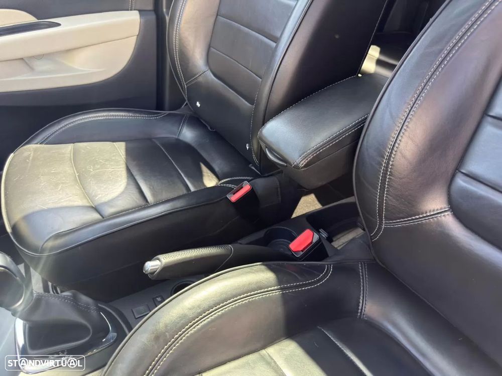 Renault Captur 1.2 TCe Initiale Paris EDC - 47