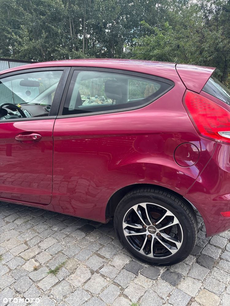 Ford Fiesta 1.25 Ambiente - 17