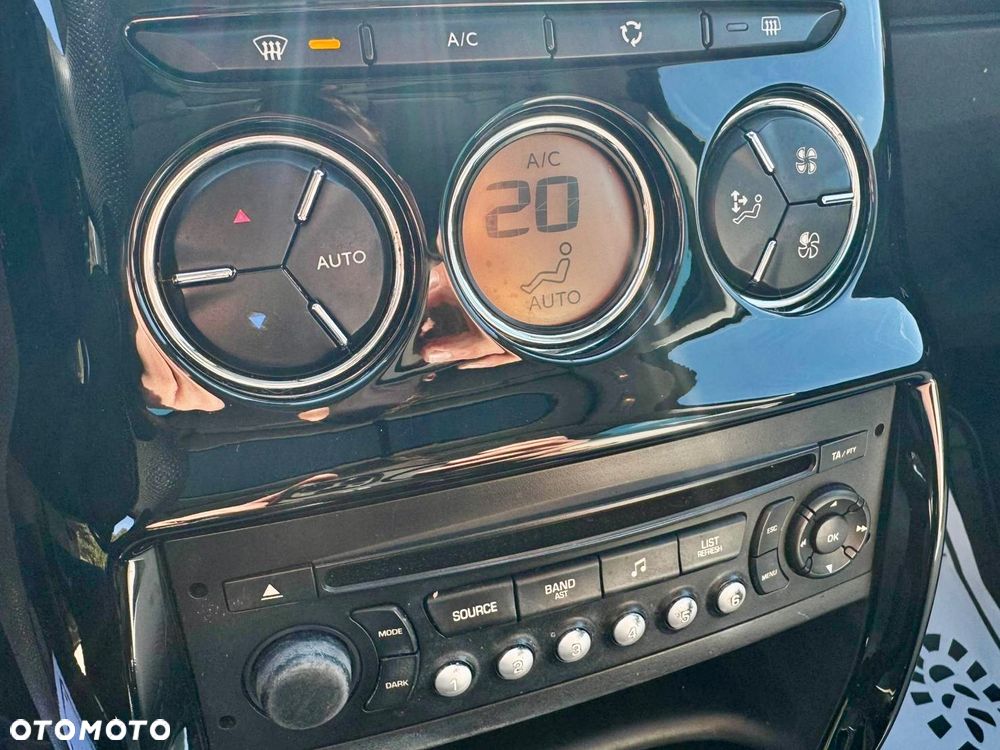 Citroën C3 VTi 120 Exclusive - 19