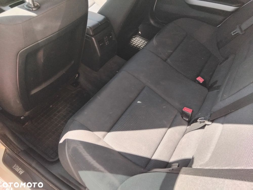 BMW Seria 3 320d - 12