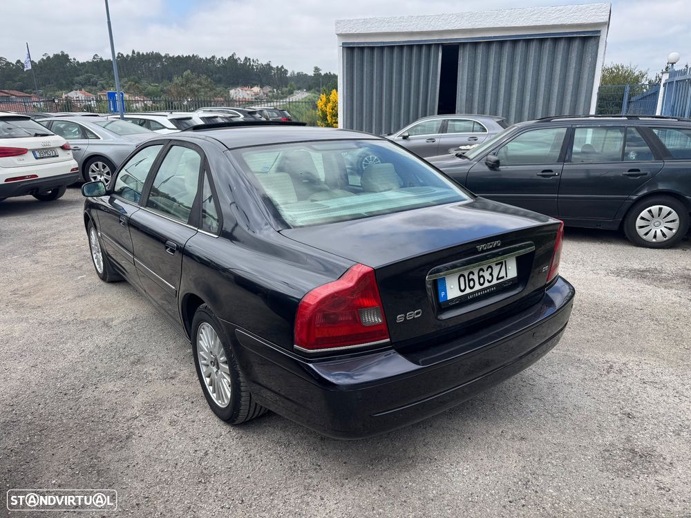 Volvo S80 2.4 D5 Nivel 3 - 24