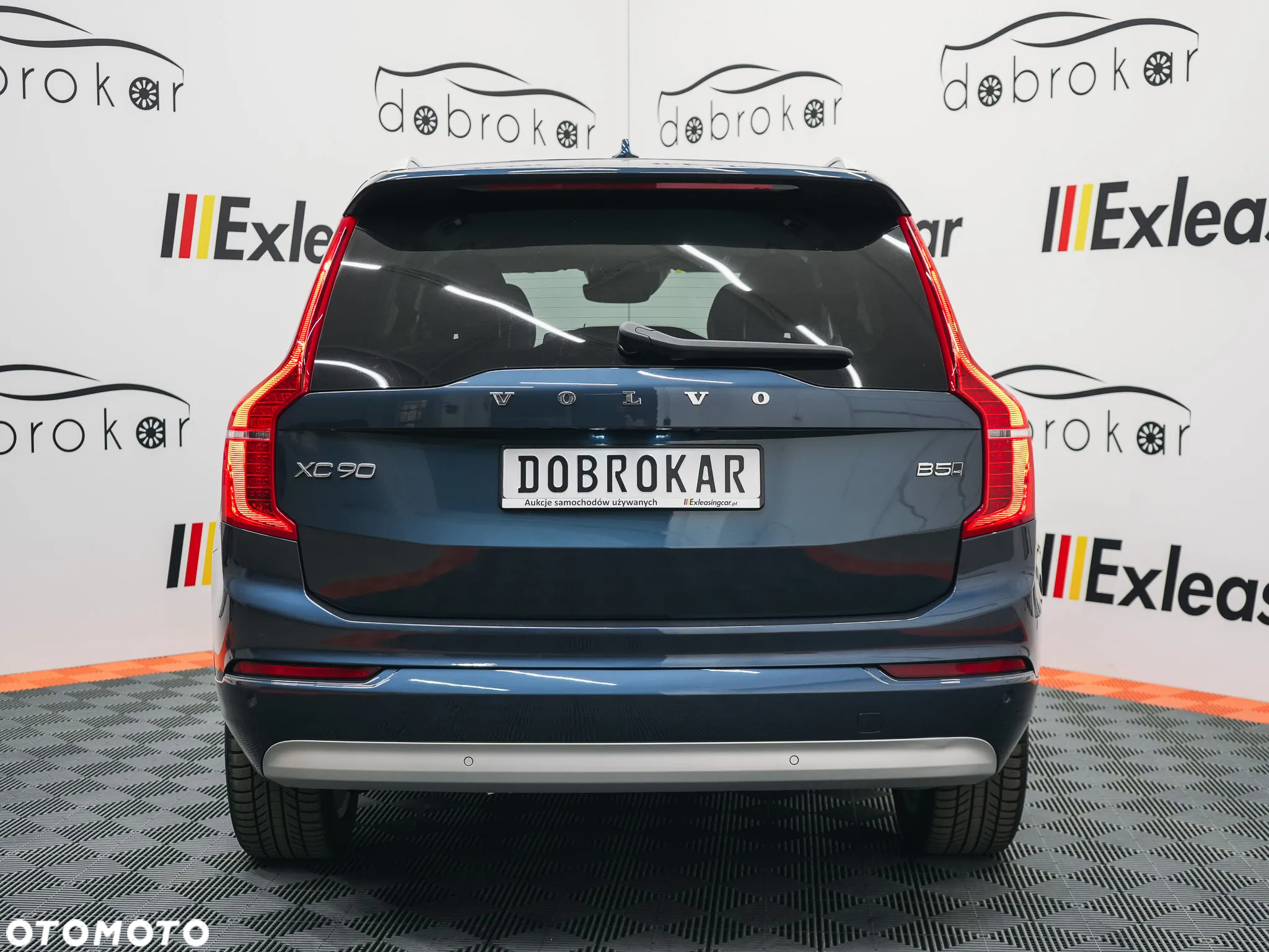 Volvo XC 90 B5 D AWD Geartronic Momentum Pro - 11