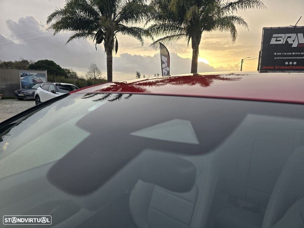 Jaguar E-Pace 1.5 P300e R-Dynamic SE AWD Aut. - 15