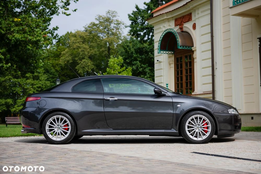 Alfa Romeo GT - 13