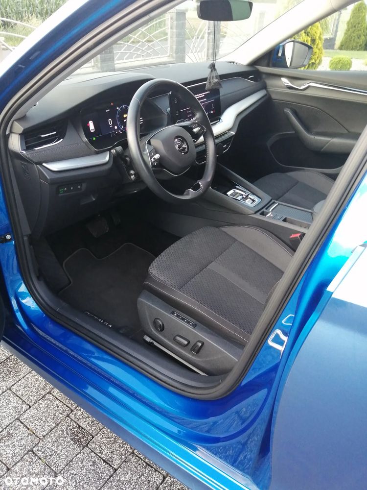 Skoda Octavia 2.0 TDI DSG Style - 10