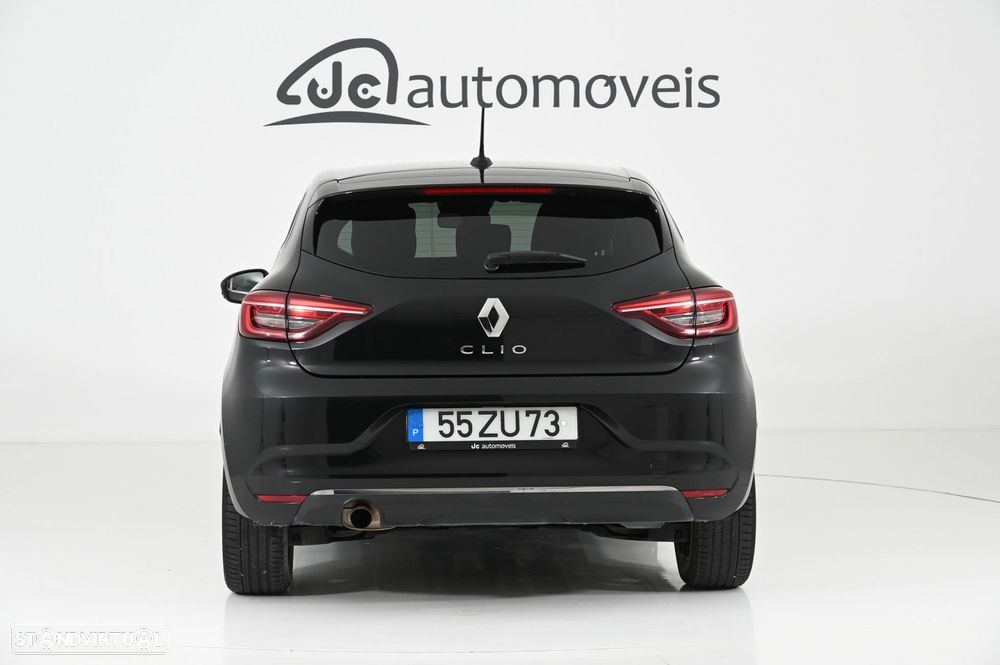 Renault Clio - 8