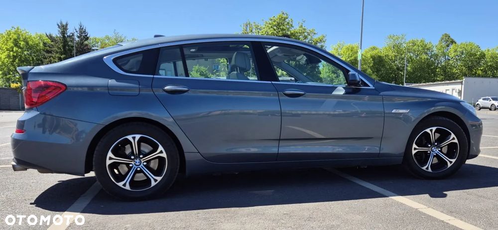 BMW 5GT 535i - 2