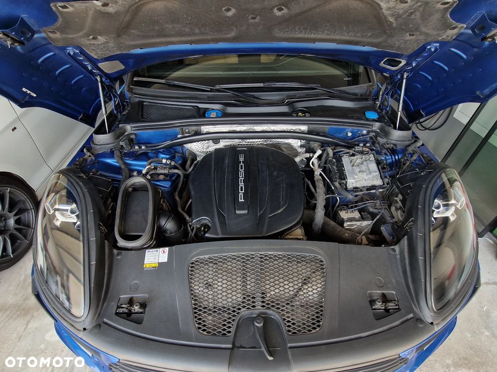 Porsche Macan - 26