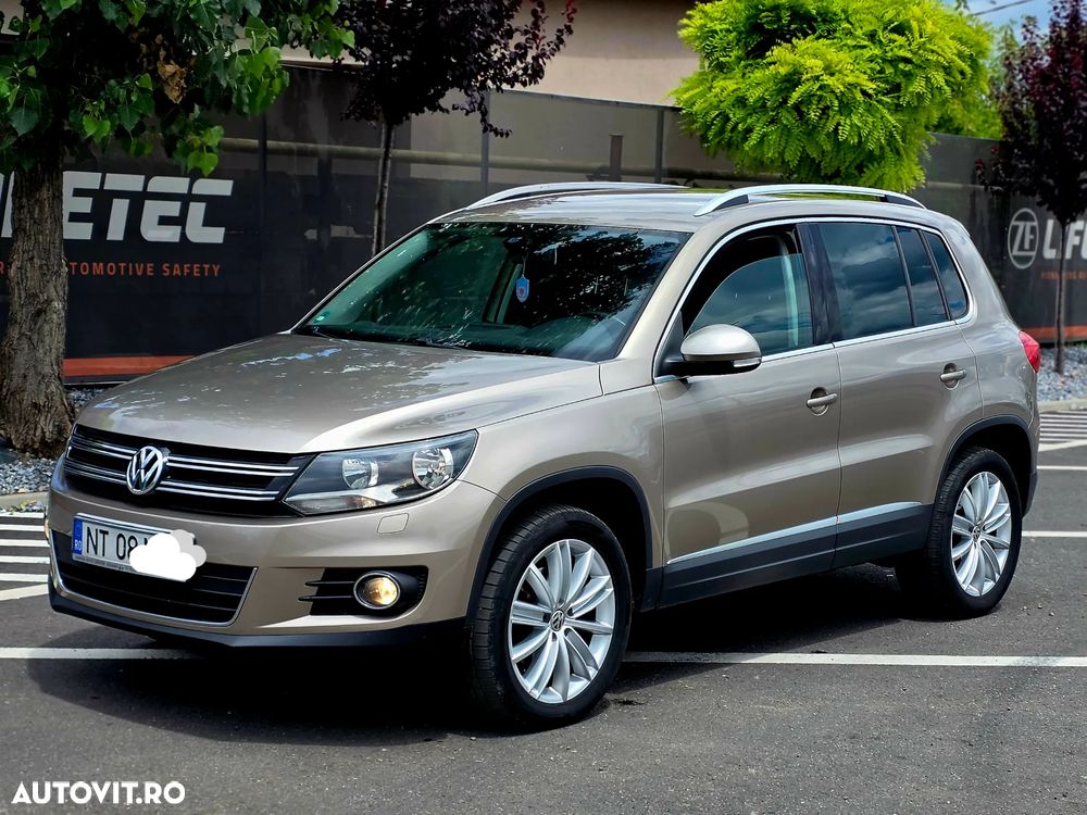 Volkswagen Tiguan - 12