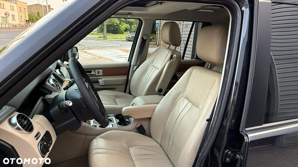 Land Rover Discovery 5.0 V8 HSE - 13