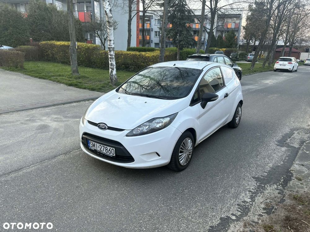 Ford Fiesta 1.4 TDCi Ambiente - 1