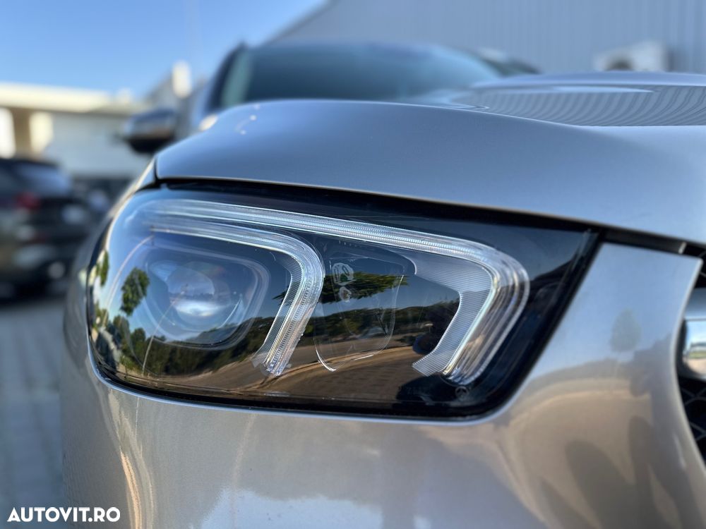 Mercedes-Benz GLE 300 d 4MATIC - 9